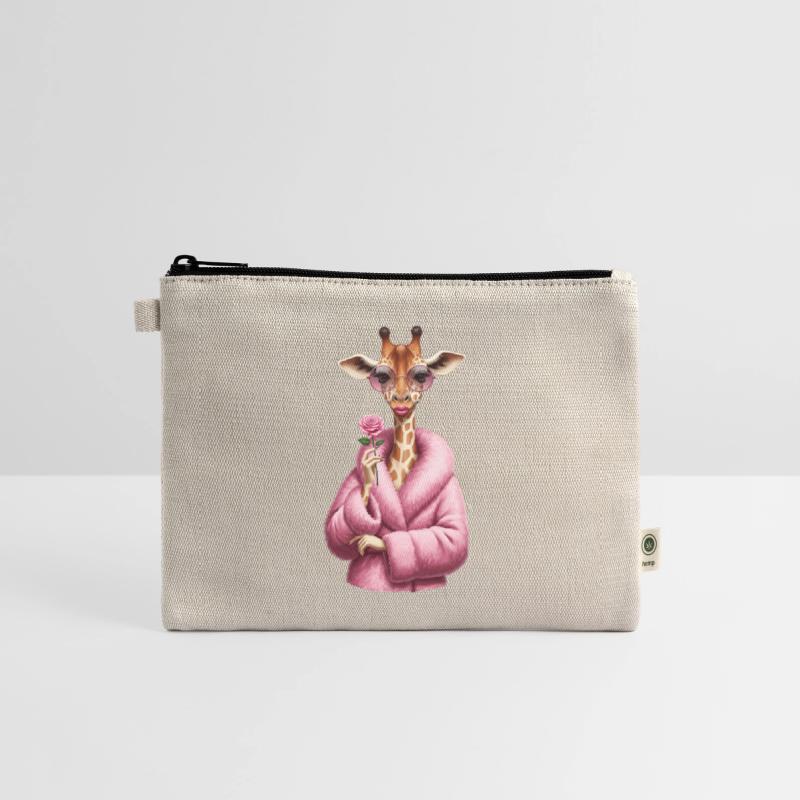 Chic Giraffe - Glamorous and Graceful