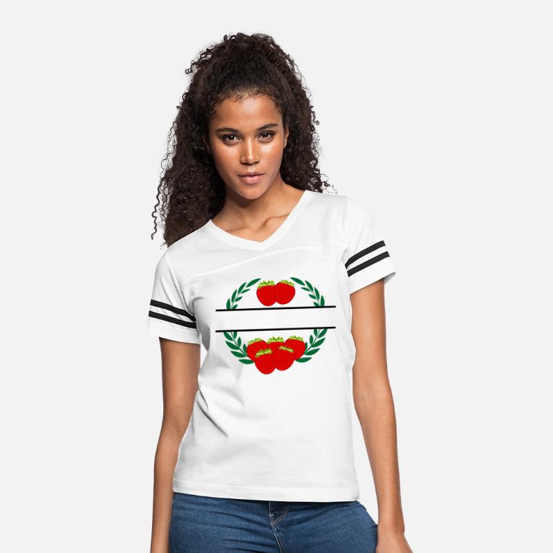 Strawberries in laurel wreath with red strawberrie